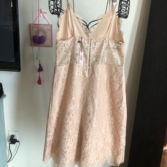 NTW Victoria’s Secret Sleeping Dress - Picture 3 of 3